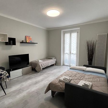 Giacomino Apartment Central Station ミラノ エクステリア 写真