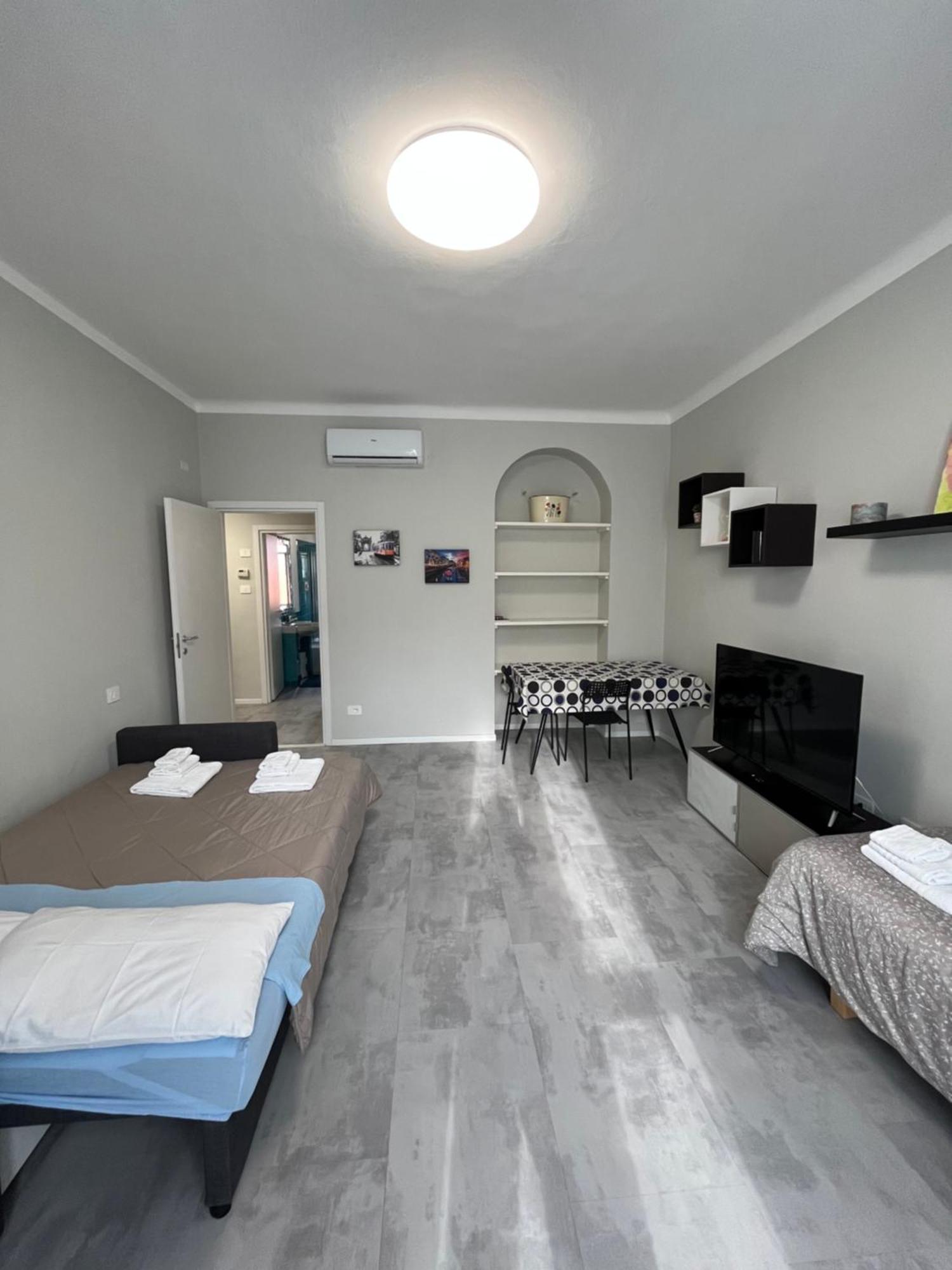 Giacomino Apartment Central Station ミラノ エクステリア 写真
